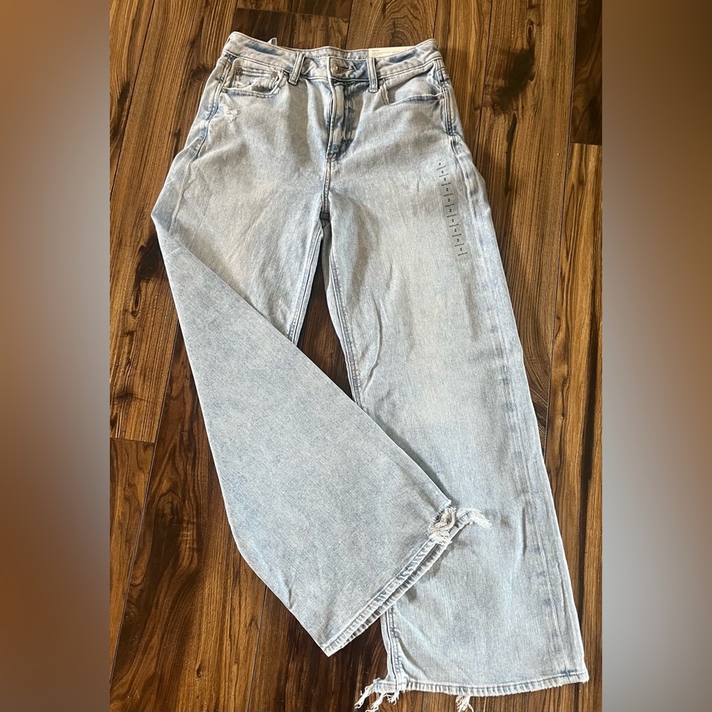 American Eagle Outfitters High Rise Light Blue Jeans